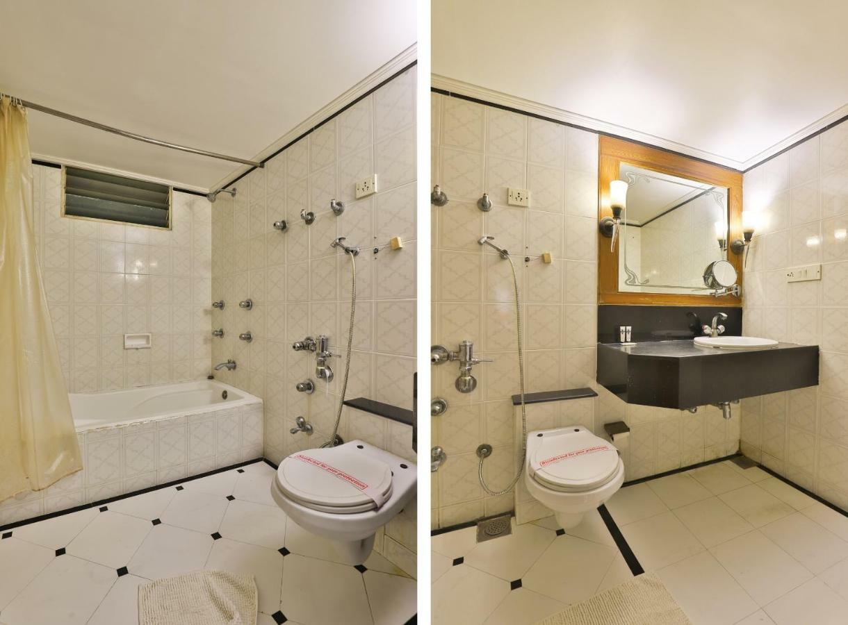 Hotel Pinnacle Ahmedabad Buitenkant foto